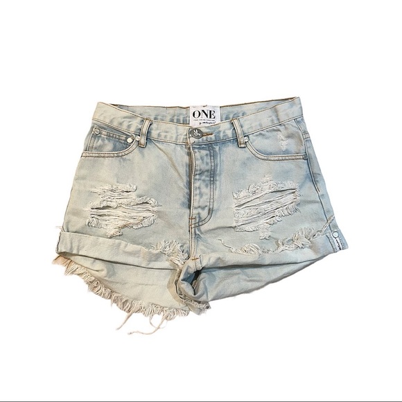 ONE x ONE TEASPOON | Hawks Shorts - Picture 3 of 6